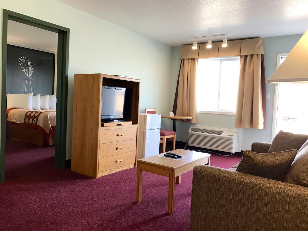 Super 8 By Wyndham Kindersley Ngoại thất bức ảnh