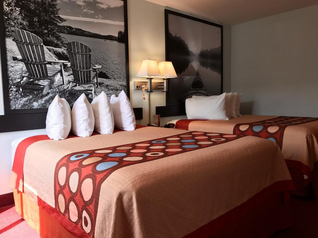 Super 8 By Wyndham Kindersley Ngoại thất bức ảnh