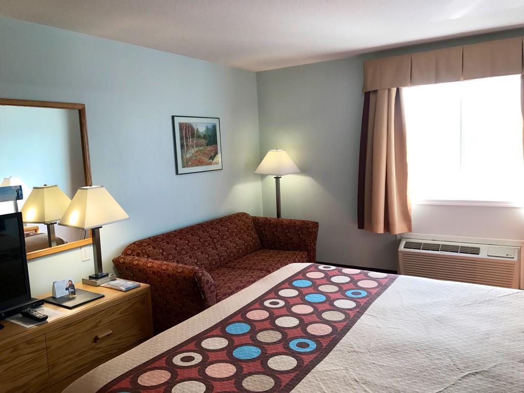 Super 8 By Wyndham Kindersley Ngoại thất bức ảnh